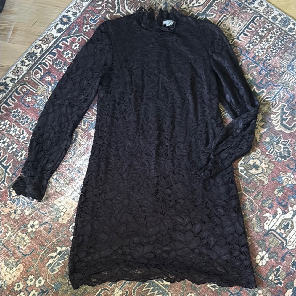 H&M Black Long Sleeve Lace Dress